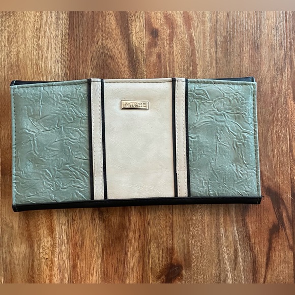 Miche Handbags - Miche Green and Cream Jodi Classic Shell - Retired